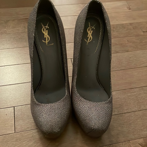 Saint Laurent classic pump - Picture 1 of 3